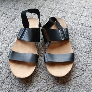 Black Merona size 11 sandals